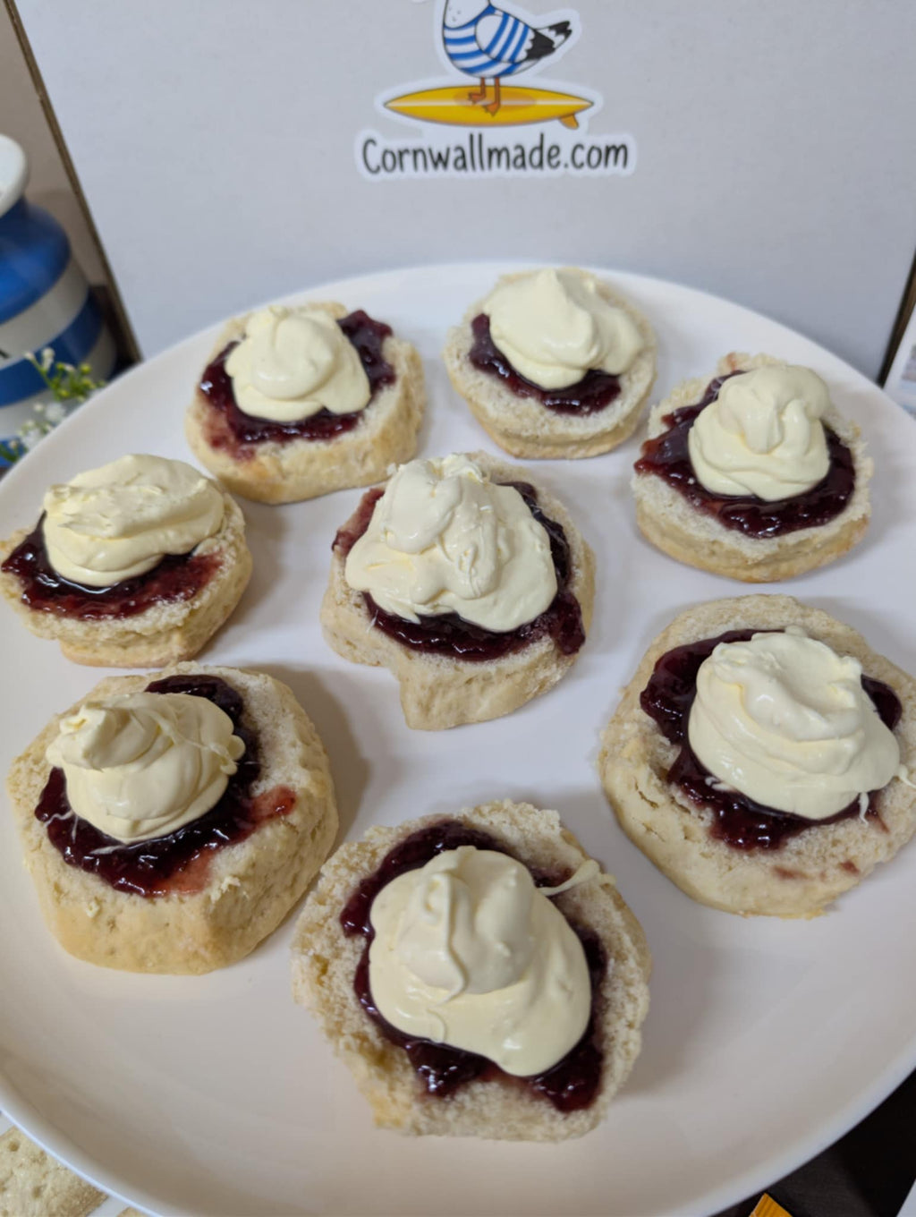Cornish Cream Tea Hamper for four